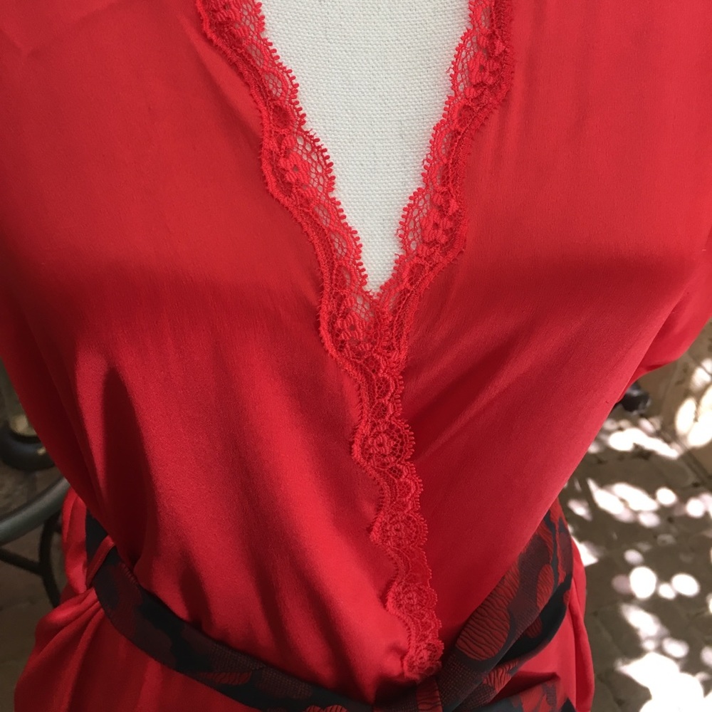 Victoria’s Secret Red Sleep Robe - Picture 4 of 8